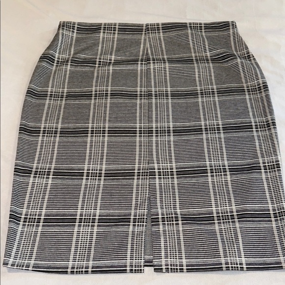 George Black and White Pencil Skirt Knee-Length Work Elastic Waist Women’s - Picture 8 of 11